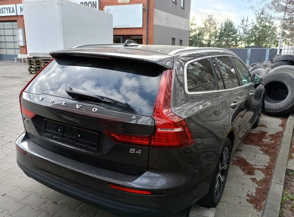 Volvo V60 cena 59900 przebieg: 20500, rok produkcji 2023 z Wrocław małe 781